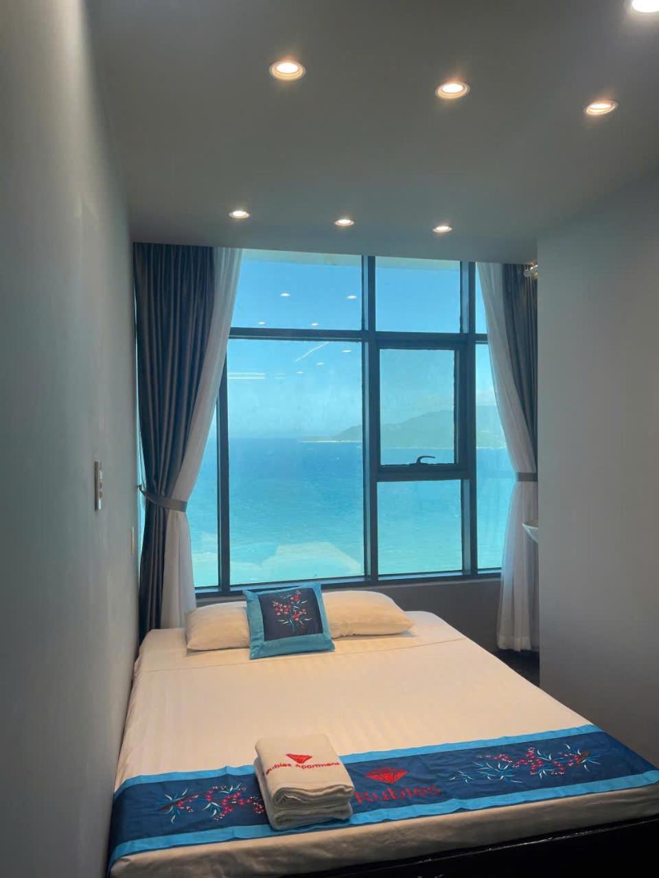 Gold Beach Nha Trang Apartment Экстерьер фото